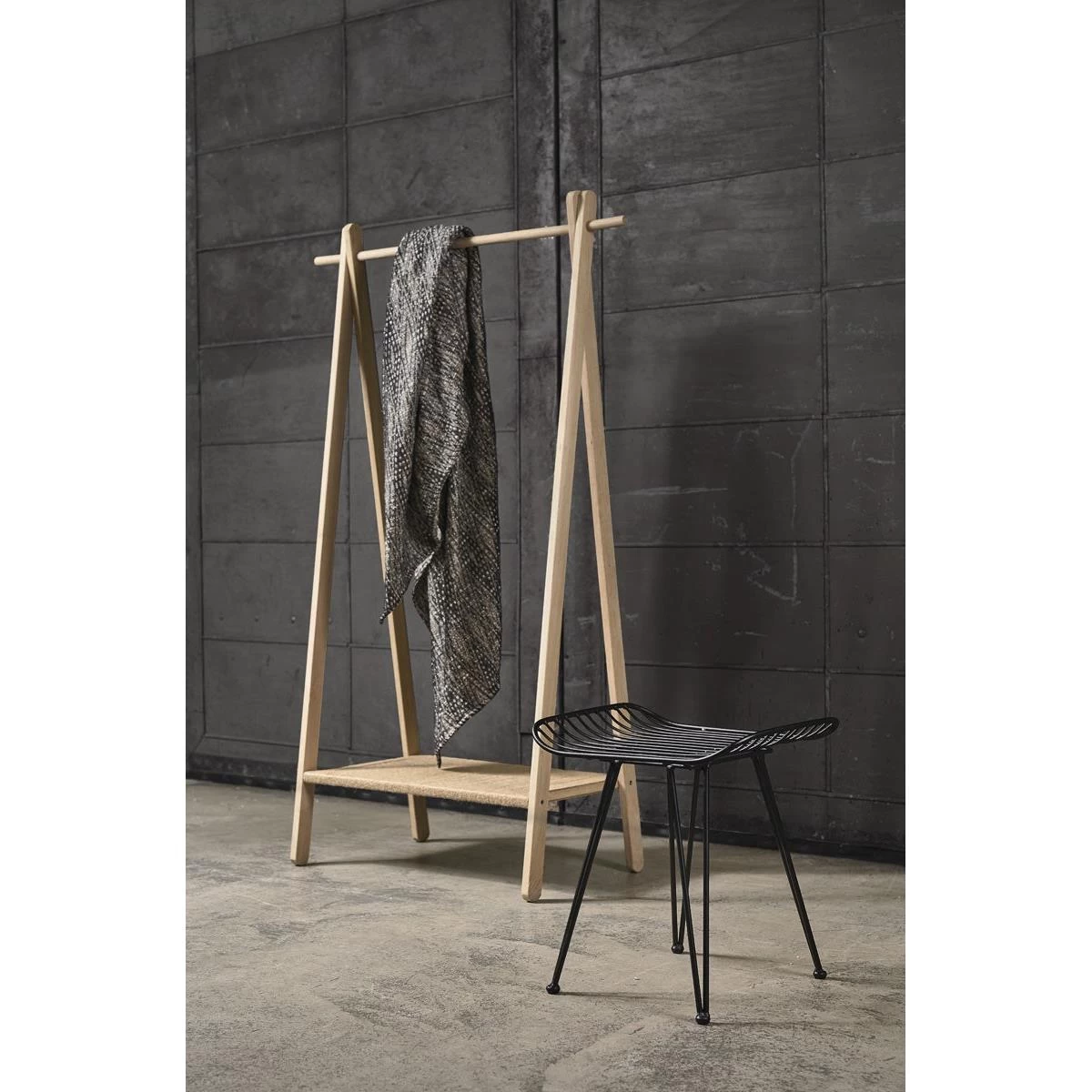 Villa Collection Ebern Houten Kledingrek Whitewash - 92 X 153 Cm - Afbeelding 5