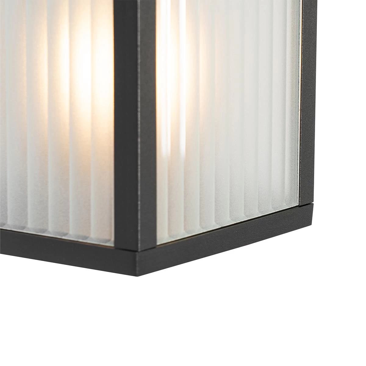 QAZQA Buiten Wandlantaarn Zwart Met Ribbel Glas IP44 - Charlois - Afbeelding 3