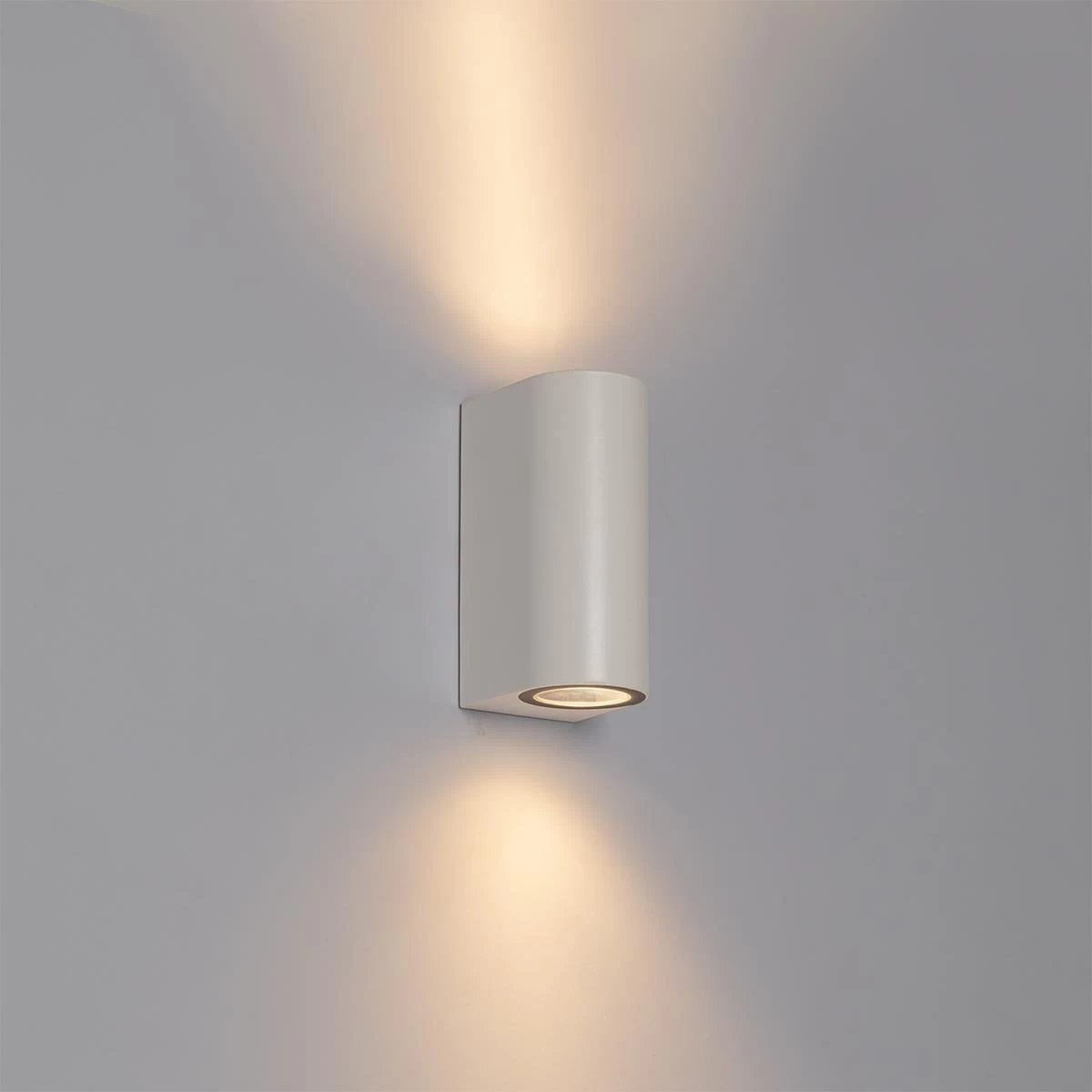 QAZQA Moderne Buiten Wandlamp Wit Kunststof Ovaal 2-lichts - Baleno - Afbeelding 2